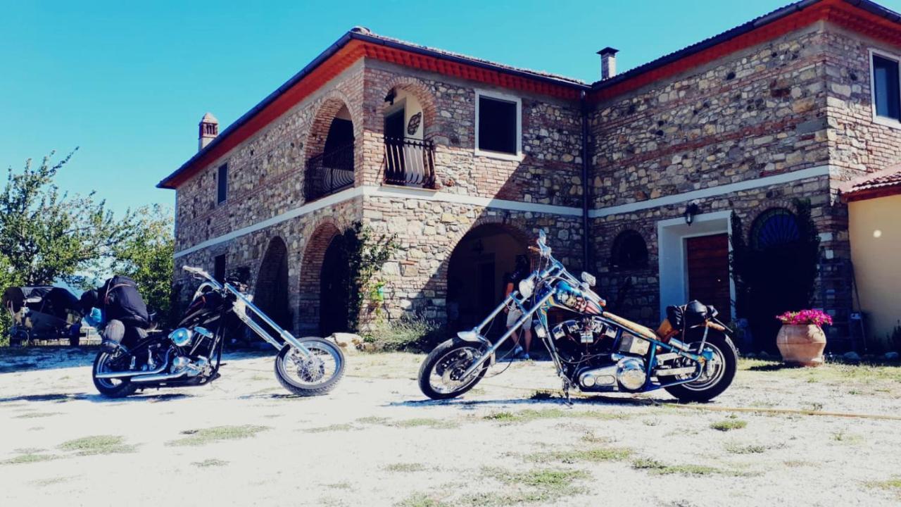 Podere Il Sasso Bed & Breakfast