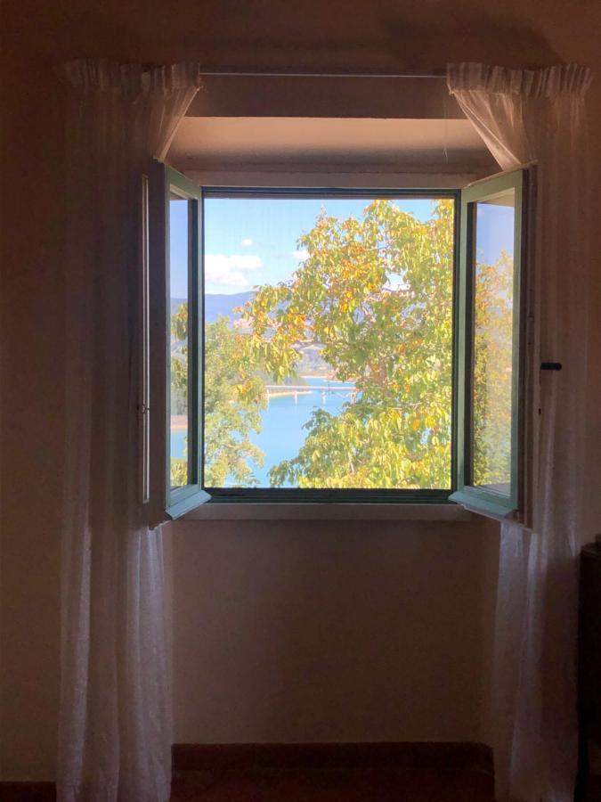 Podere Il Sasso Bed & Breakfast *